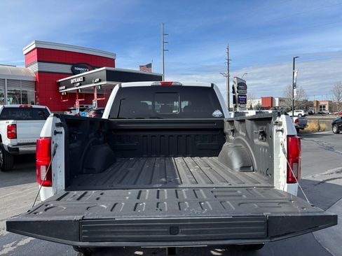Used 2019 Ford F150 Lariat image 11