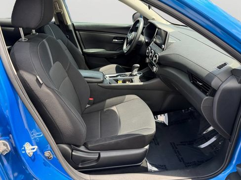 Used 2023 Nissan Sentra SV FWD image 12