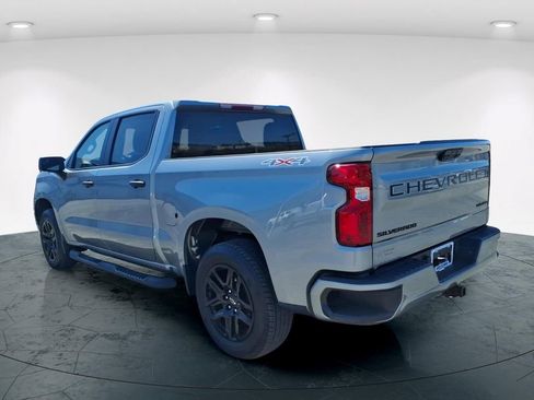 Used 2023 Chevrolet Silverado 1500 Custom w/ LPO, Dark Essentials Package image 5
