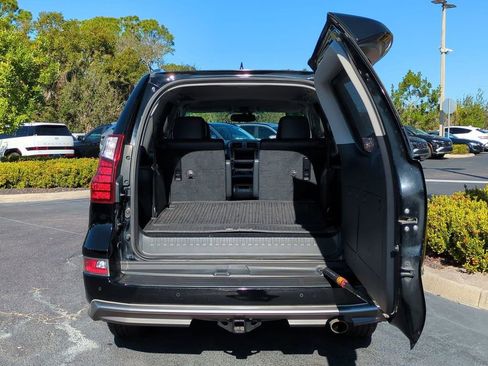 Used 2017 Lexus GX 460 image 13