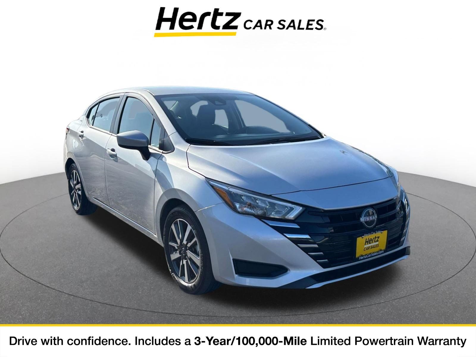 Used 2025 Nissan Versa SV FWD image 1