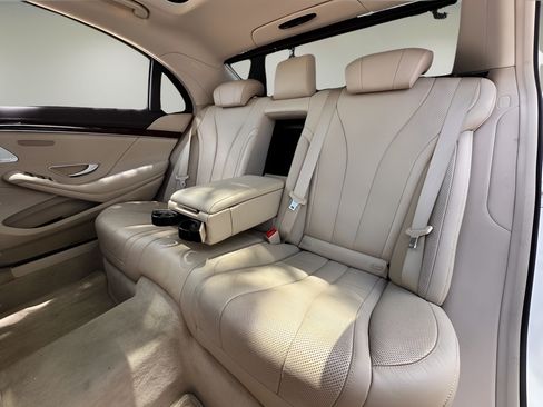 Used 2014 Mercedes-Benz S 550 Sedan image 16