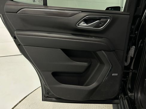 Used 2022 Chevrolet Tahoe RST w/ Luxury Package AWD/4WD image 25