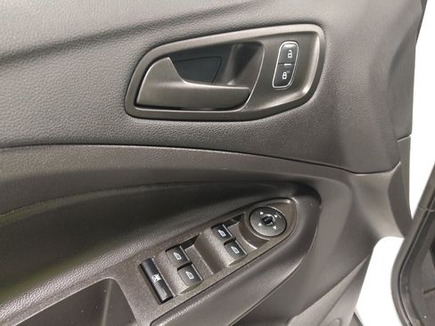 Used 2019 Ford Escape S FWD image 27