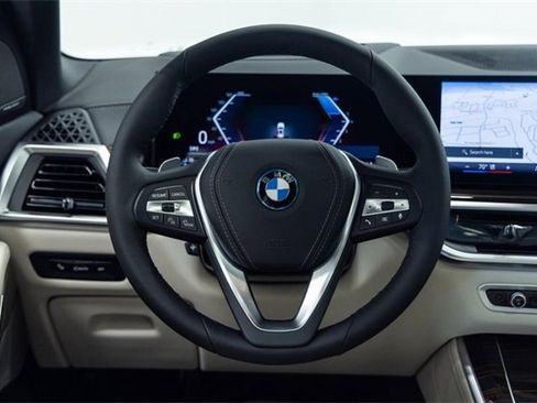 New 2026 BMW X5 xDrive50e image 17
