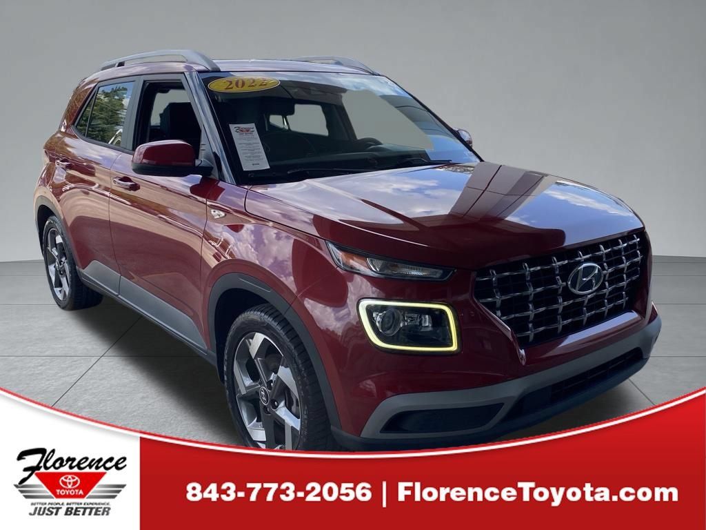 Used 2022 Hyundai Venue Limited FWD image 1