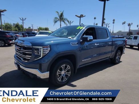 Certified 2024 GMC Sierra 1500 SLT RWD image 4