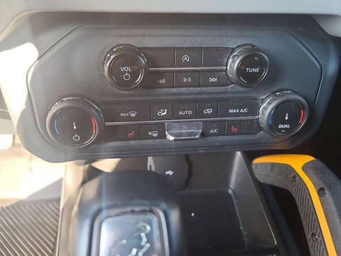Used 2022 Ford Bronco Badlands AWD/4WD image 17