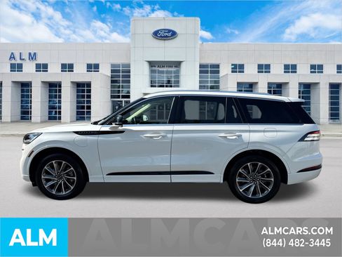 Used 2020 Lincoln Aviator Grand Touring w/ Elements Package Plus image 10