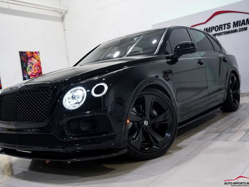 Used 2018 Bentley Bentayga image 37