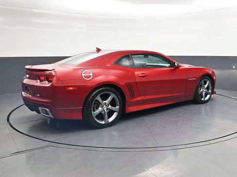 Used 2013 Chevrolet Camaro LT RWD image 4