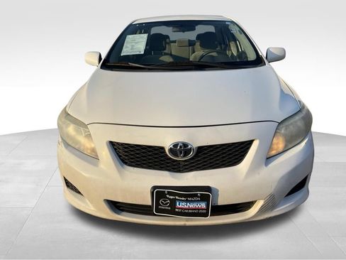 Used 2009 Toyota Corolla LE FWD image 2
