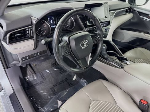 Used 2023 Toyota Camry SE image 22