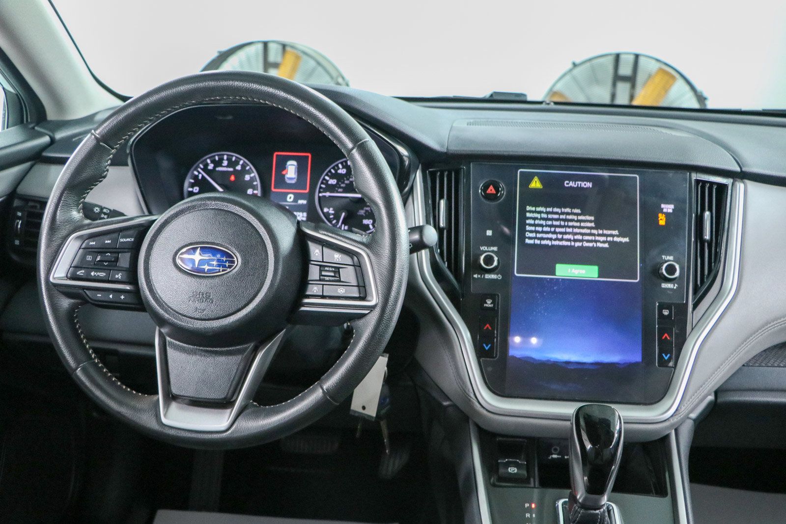Used 2024 Subaru Outback Premium AWD/4WD image 17