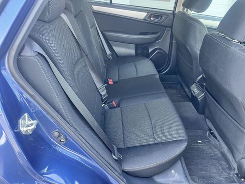 Used 2019 Subaru Outback 2.5i Premium w/ Popular Package #2 AWD/4WD image 20