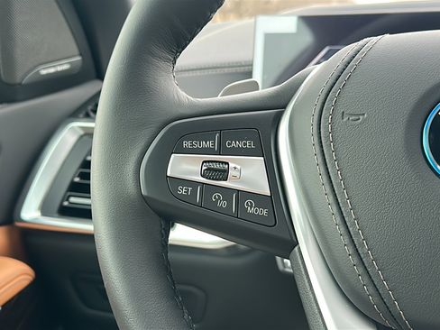 New 2026 BMW X5 xDrive50e w/ Premium Package image 20