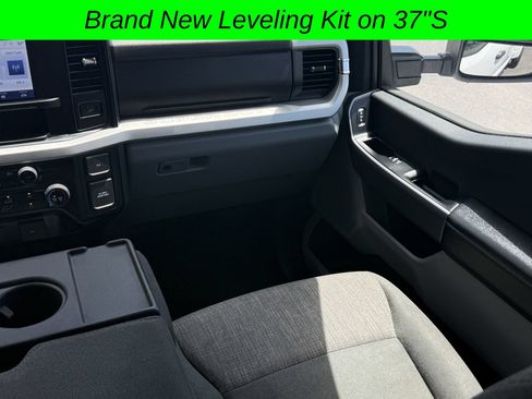 Used 2026 Ford F350 XLT AWD/4WD image 18