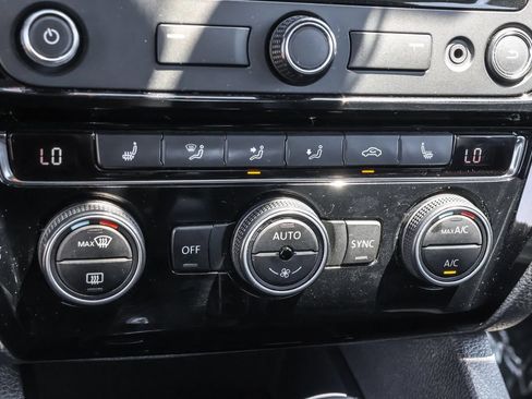 Used 2015 Volkswagen Jetta TDI SEL FWD image 26