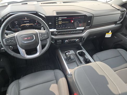 Used 2026 GMC Sierra 1500 SLT AWD/4WD image 15