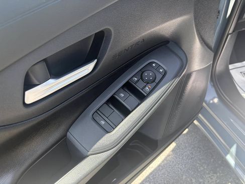 Used 2026 Nissan Sentra SV w/ Floor Mat Package FWD image 21