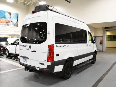 Used 2022 Mercedes-Benz Sprinter 144 Cargo image 8