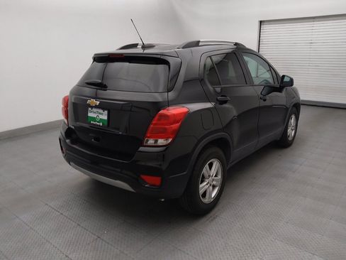 Used 2021 Chevrolet Trax LT FWD image 9