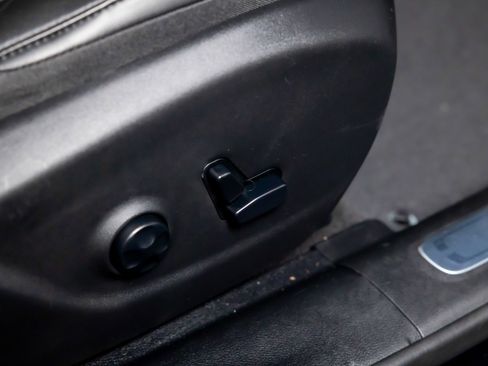 Used 2020 Jeep Cherokee High Altitude AWD/4WD image 40