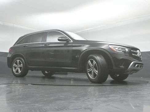 Used 2020 Mercedes-Benz GLC 300 4MATIC image 34