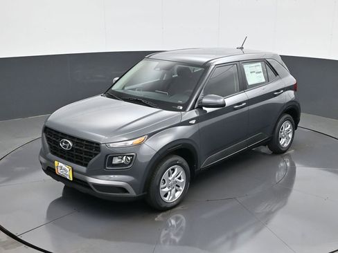 New 2026 Hyundai Venue SE image 13