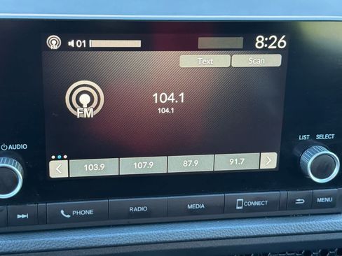 Used 2023 Honda CR-V LX image 20