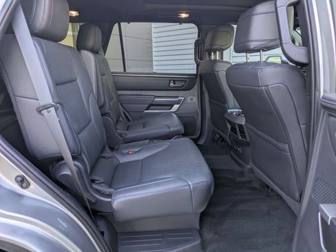 Used 2024 Toyota Sequoia Platinum AWD/4WD image 29