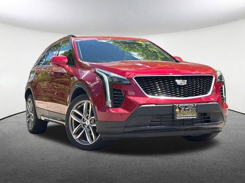 Used 2019 Cadillac XT4 Sport w/ Cold Weather Package AWD/4WD image 2