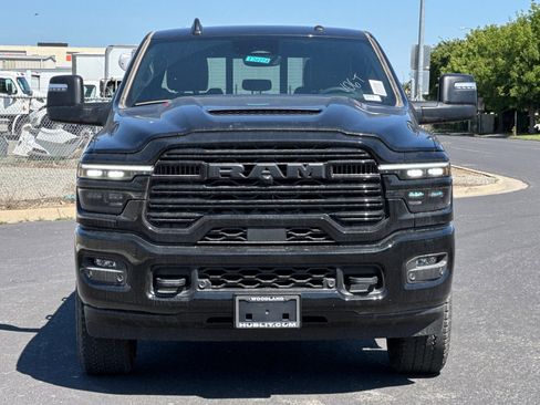 New 2026 RAM 2500 Laramie AWD/4WD image 8