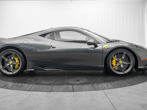 Used 2014 Ferrari 458 Speciale Coupe RWD image 8