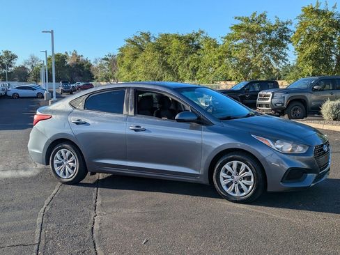 Used 2018 Hyundai Accent SE image 6