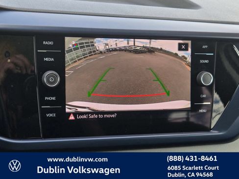 Certified 2023 Volkswagen Taos SE w/ Panoramic Sunroof Package FWD image 15