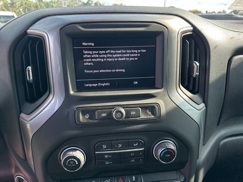 Certified 2024 Chevrolet Silverado 1500 Custom image 18