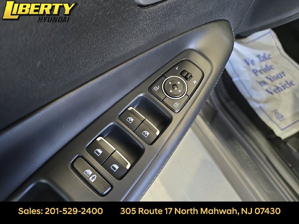 Certified 2023 Hyundai Santa Fe SEL w/ Premium Package AWD/4WD image 12
