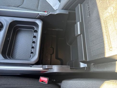 Used 2021 RAM 1500 Big Horn image 26