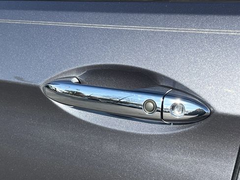 Used 2021 Honda Pilot Touring image 30