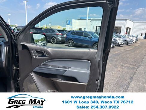 Used 2020 Chevrolet Colorado Z71 RWD image 30