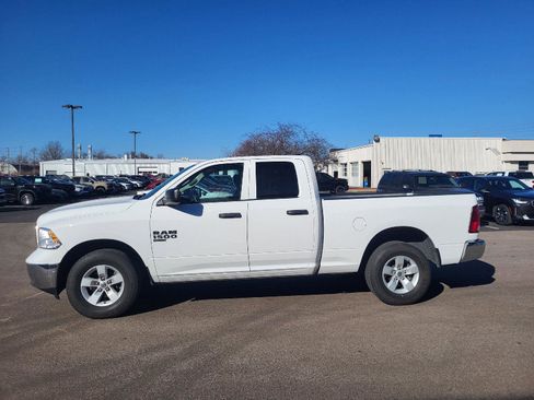 Used 2024 RAM 1500 Classic SLT image 6