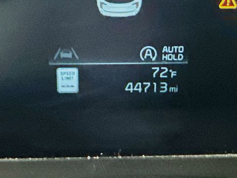 Used 2025 Kia Telluride S image 34