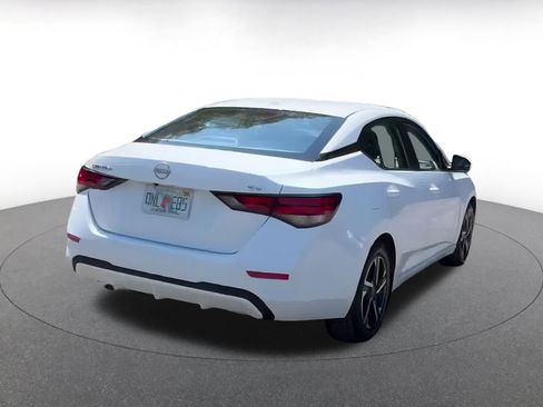 Used 2024 Nissan Sentra SV image 14