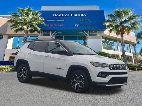 Certified 2025 Jeep Compass Limited AWD/4WD image 2