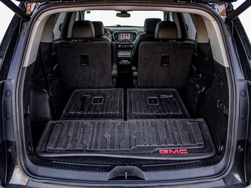 Used 2020 GMC Acadia AT4 image 28