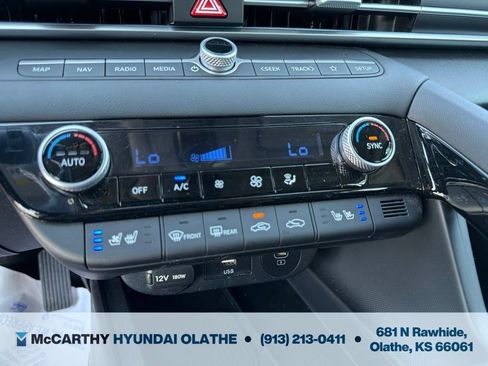 Certified 2024 Hyundai Elantra Limited FWD image 26