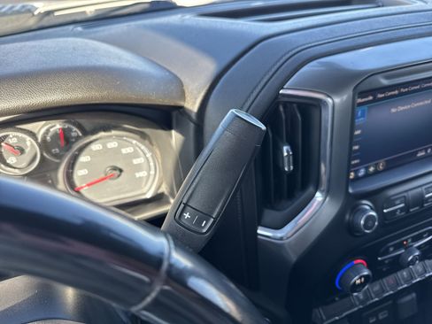 Used 2023 Chevrolet Silverado 2500 LT w/ Convenience Package image 19