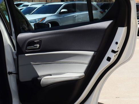 Used 2019 Acura ILX w/ Premium Package FWD image 26