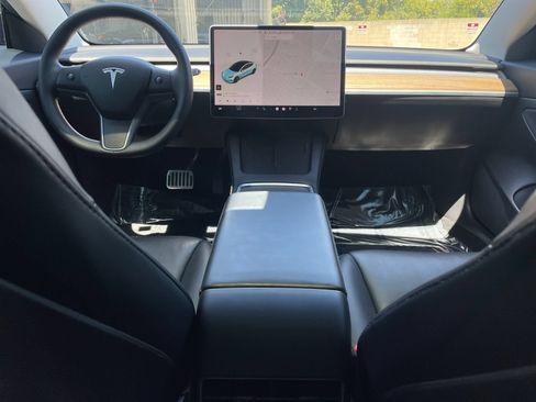 Used 2021 Tesla Model 3 Standard Range Plus RWD image 17